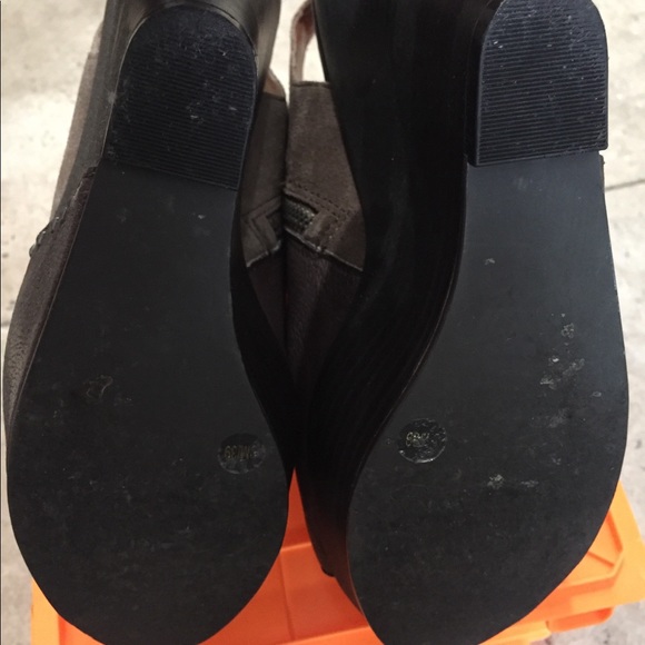 Lucky Brand wedges - Picture 4 of 4